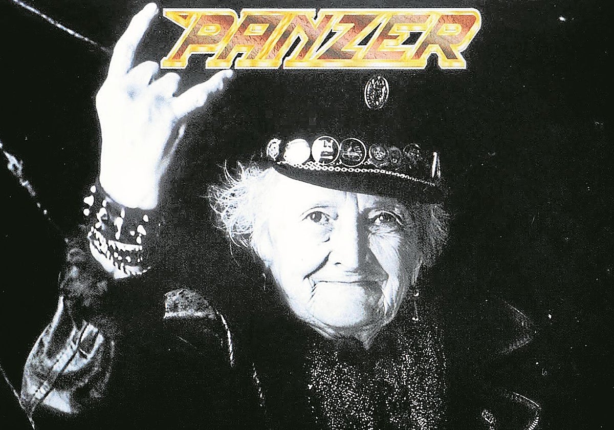 Ángeles Rodríguez Hidalgo, para la portada de grupo Panzer