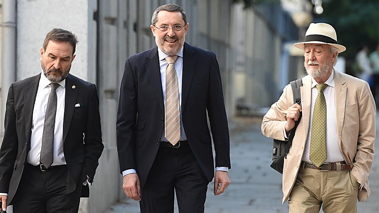 «Cariño, vendrá Pepe Ruz»: el dueño de Levantina emerge en el caso Ábalos y Leire