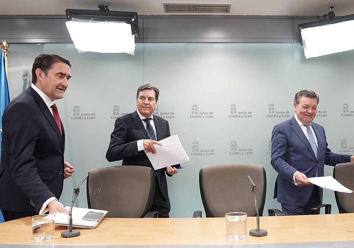 La Junta aprueba el decreto para que el operativo contra el fuego sea ...