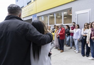 El acoso a una niña en un colegio que denuncia su familia: «La arrastraban por el suelo y le hacían comer hojas»