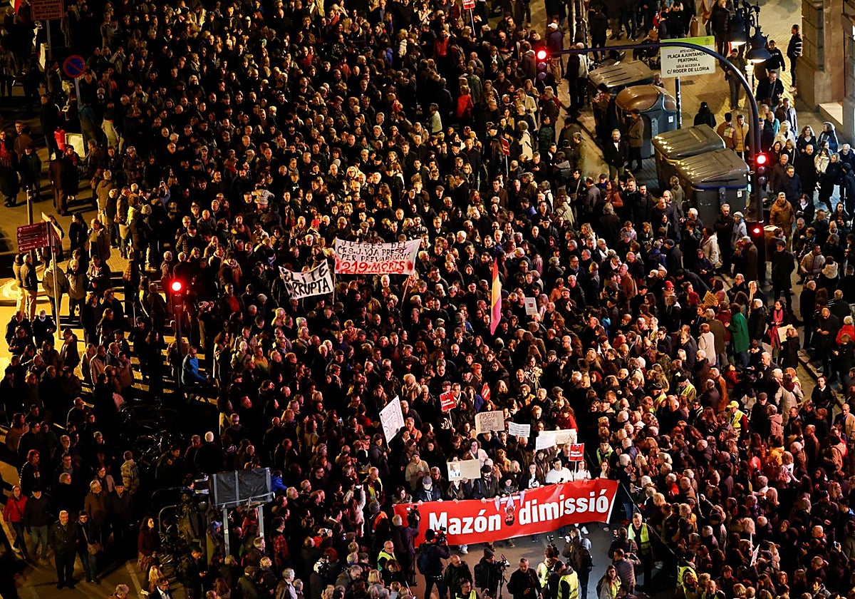 Imagen de archivo de una manifestación en Valencia por la gestión de la dana