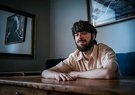 David Uclés: «Mi novela es muy visual, de imágenes y me hace muy feliz verla en una serie»