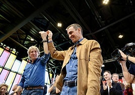 Sánchez lanza a Martínez como candidato del PSOE para ser el «alcalde y presidente» de Castilla y León