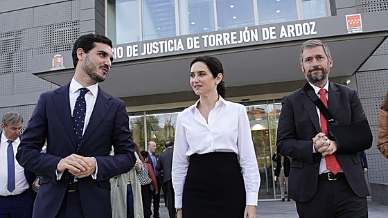 Ayuso gastará el próximo año 50 millones al día en Sanidad y Educación