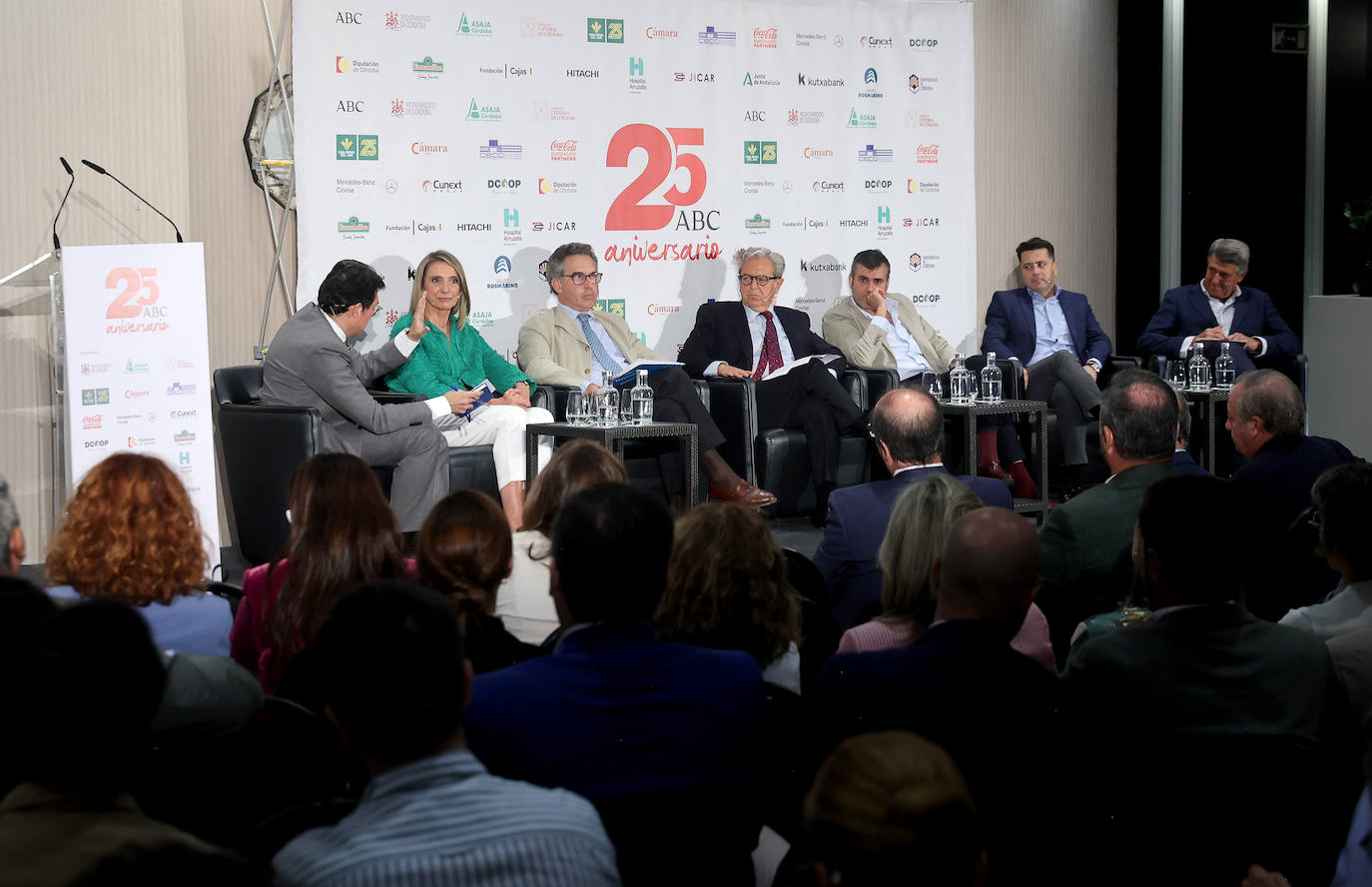 El foro &#039;Descifrando a Córdoba&#039; sobre agroindustria de ABC, en imágenes
