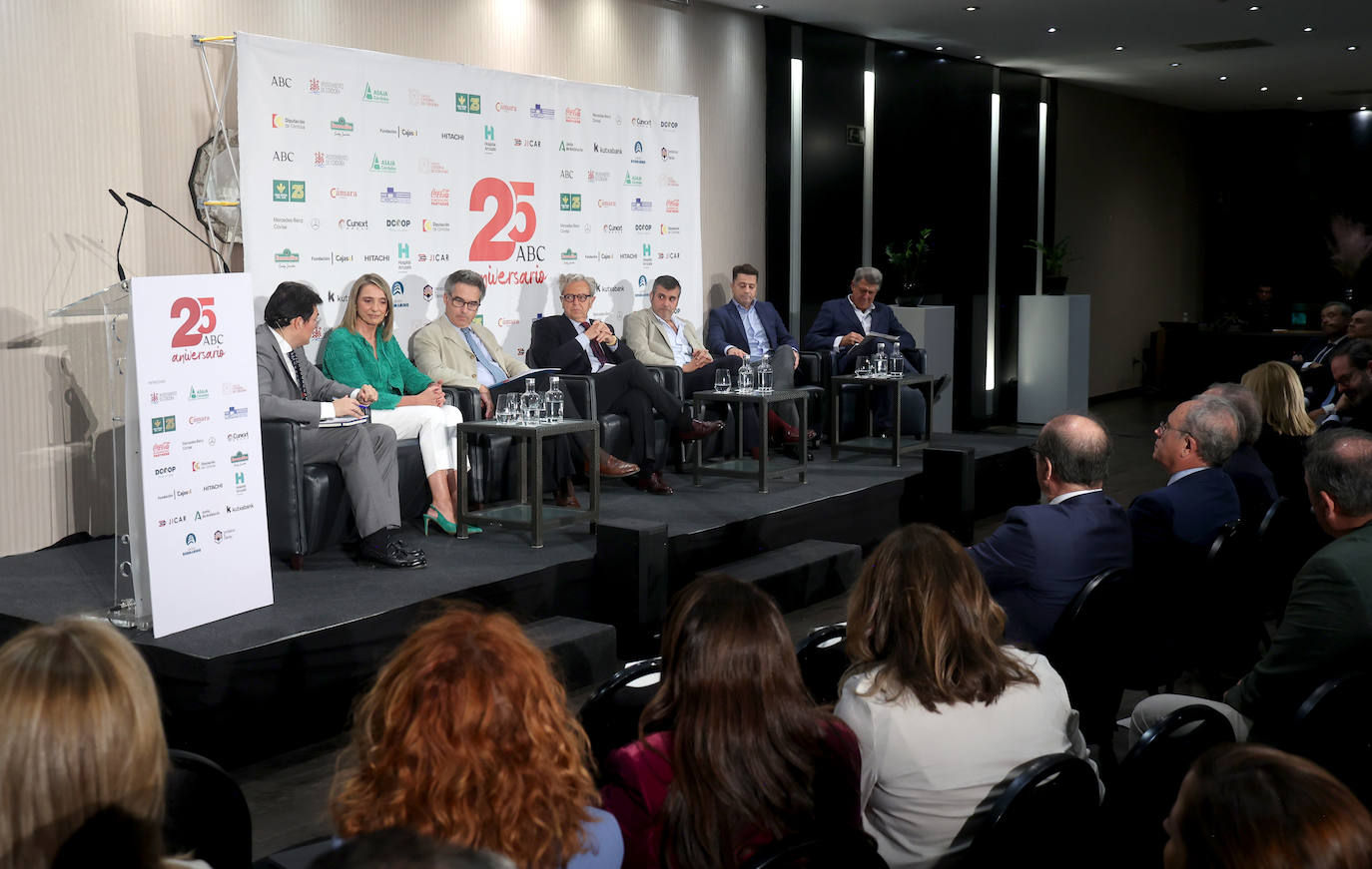 El foro &#039;Descifrando a Córdoba&#039; sobre agroindustria de ABC, en imágenes