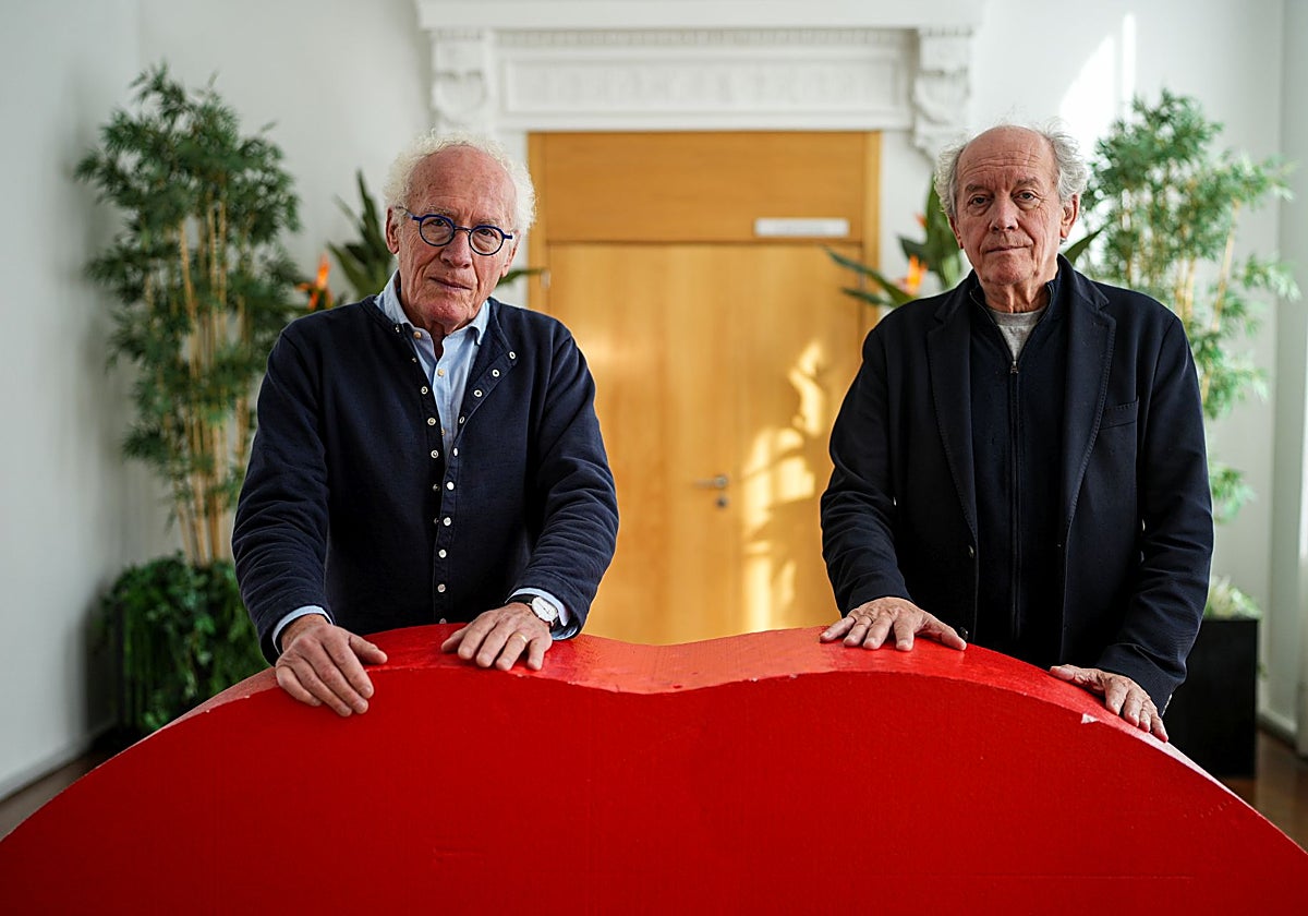 Los hermanos Jean-Pierre y Luc Dardenne, ayer en el Teatro Calderón de Valladolid