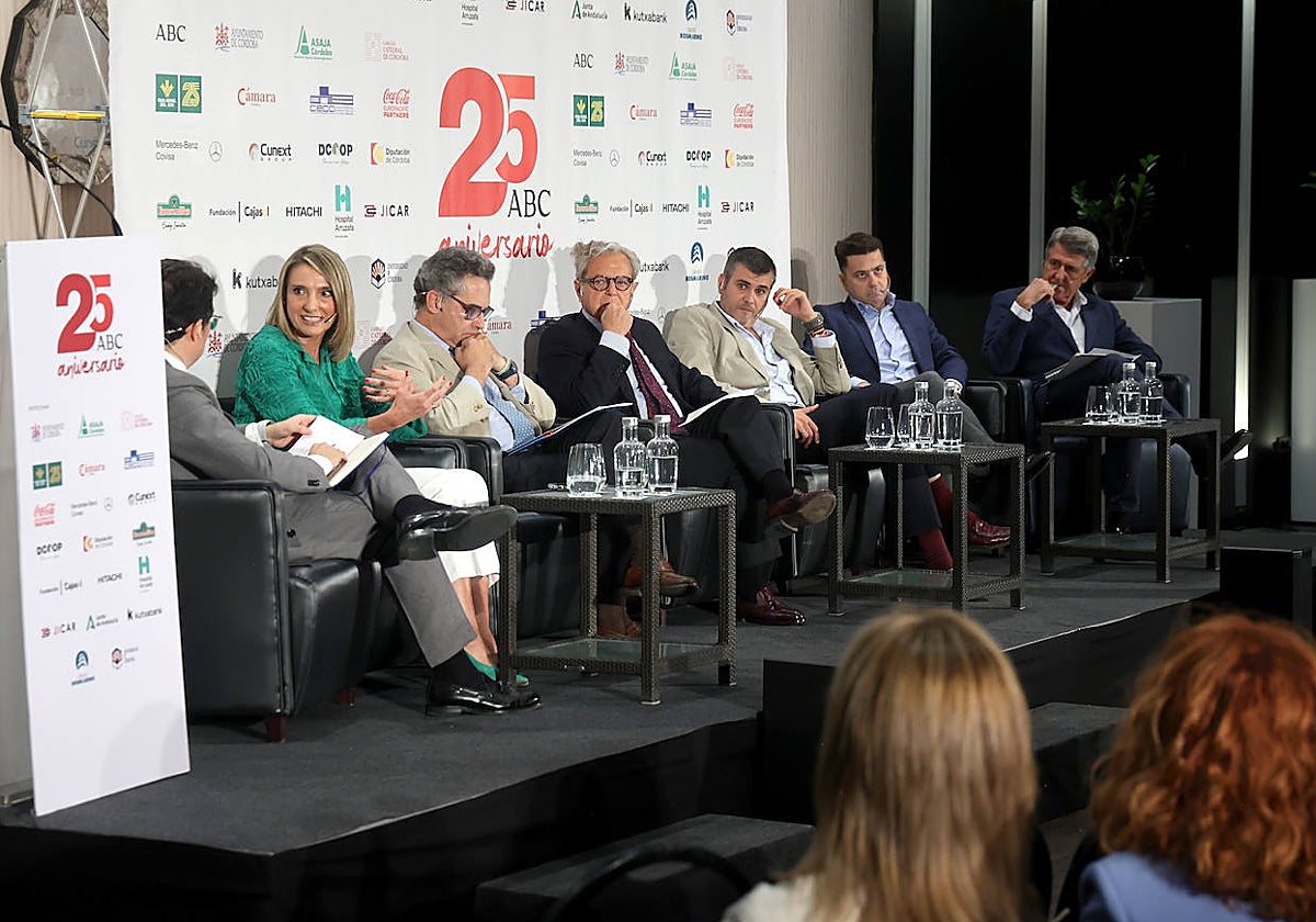 El foro &#039;Descifrando a Córdoba&#039; sobre agroindustria de ABC, en imágenes