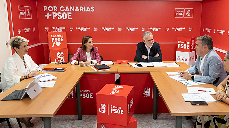 Torres exige al gobierno canario «medidas contundentes» ante los «terribles datos» de la pobreza en las islas