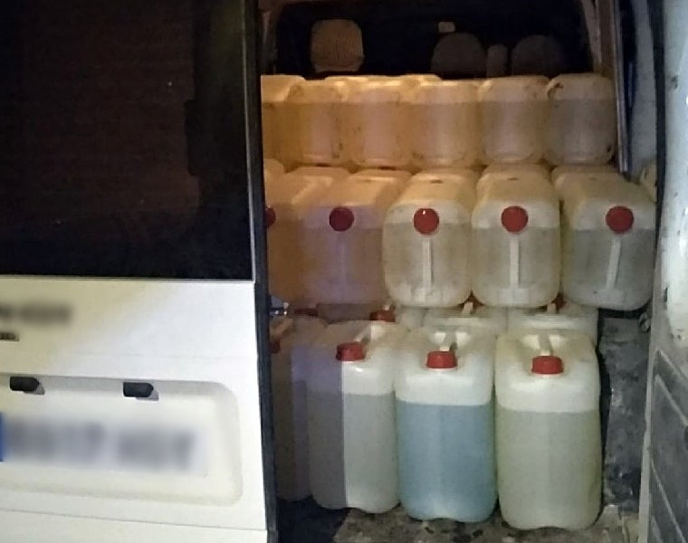 Cargamento de garrafas de gasolina interceptado en Almería
