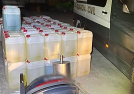 Nueva operación contra el petaqueo en Almería: cinco detenidos y más de 11.000 litros de gasolina incautados