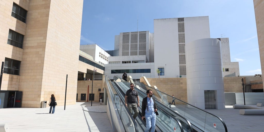 Andalucía, la comunidad donde más crece la inversión en Sanidad