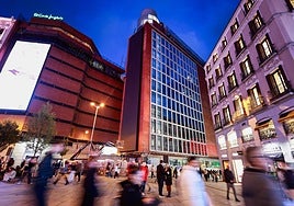 La reforma del último icono de Callao, el edificio de la FNAC, cierra la metamorfosis de la plaza