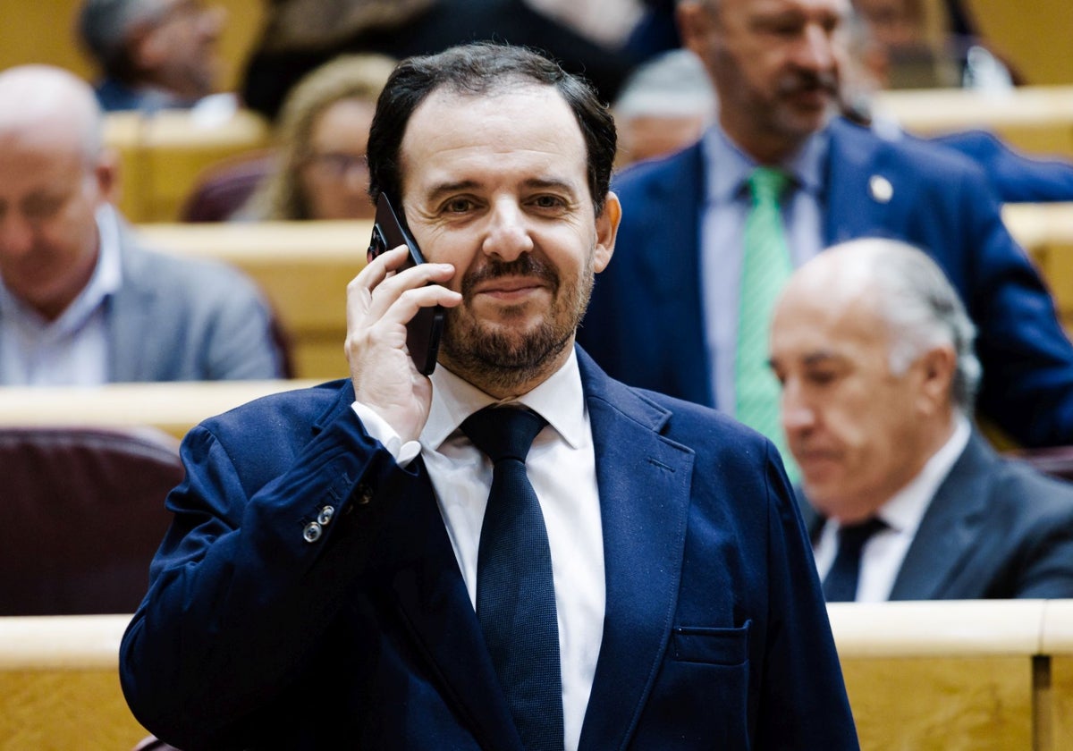 Alejo Miranda de Larra, el senador «incisivo» del PP que interroga a Sánchez