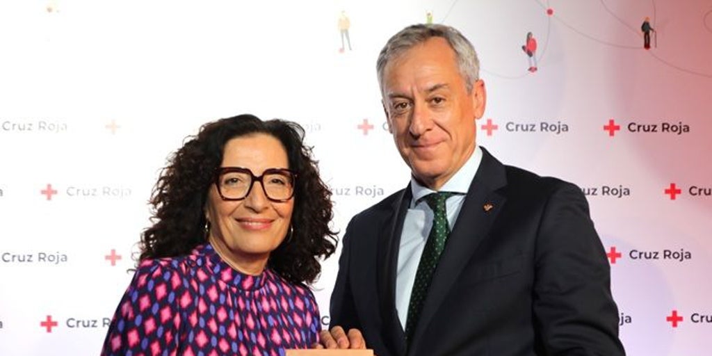 Eurocaja Rural, reconocida por Cruz Roja en el aniversario de la dana