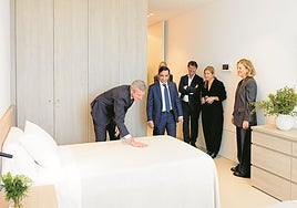 La Xunta recibe en Ferrol una nueva residencia de la Fundación Amancio Ortega