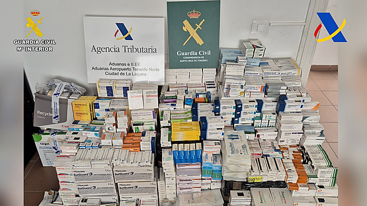 Detenido un pasajero con un alijo de 20.477 dosis de medicamentos en su equipaje