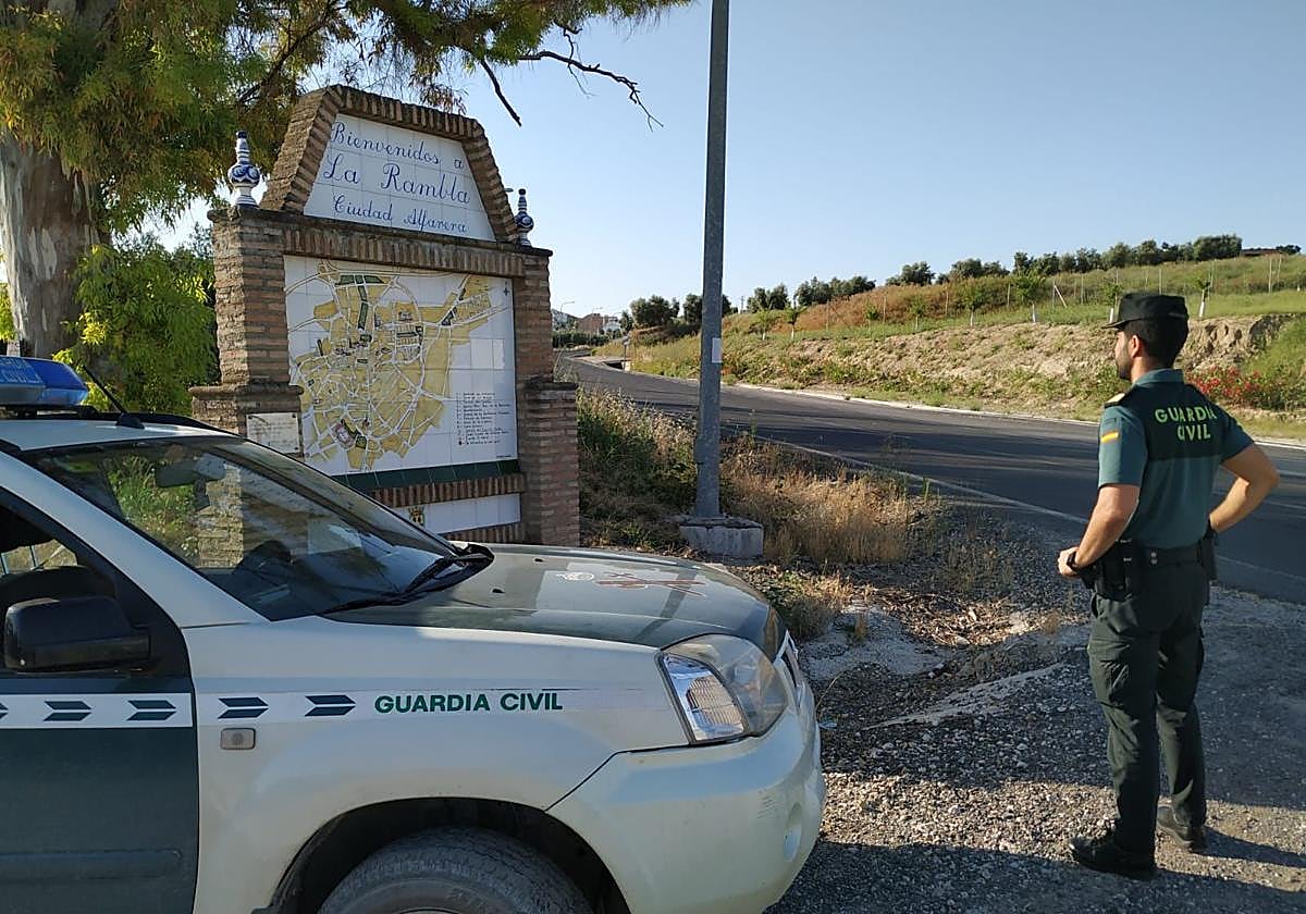 Desarticulada una banda que asaltó una vivienda en La Rambla y maniató a los dueños para robar joyas y relojes de lujo