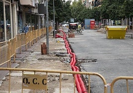 El comercio de Córdoba pide ayudas «urgentes» para las tiendas de la avenida de la Viñuela por las obras de reforma