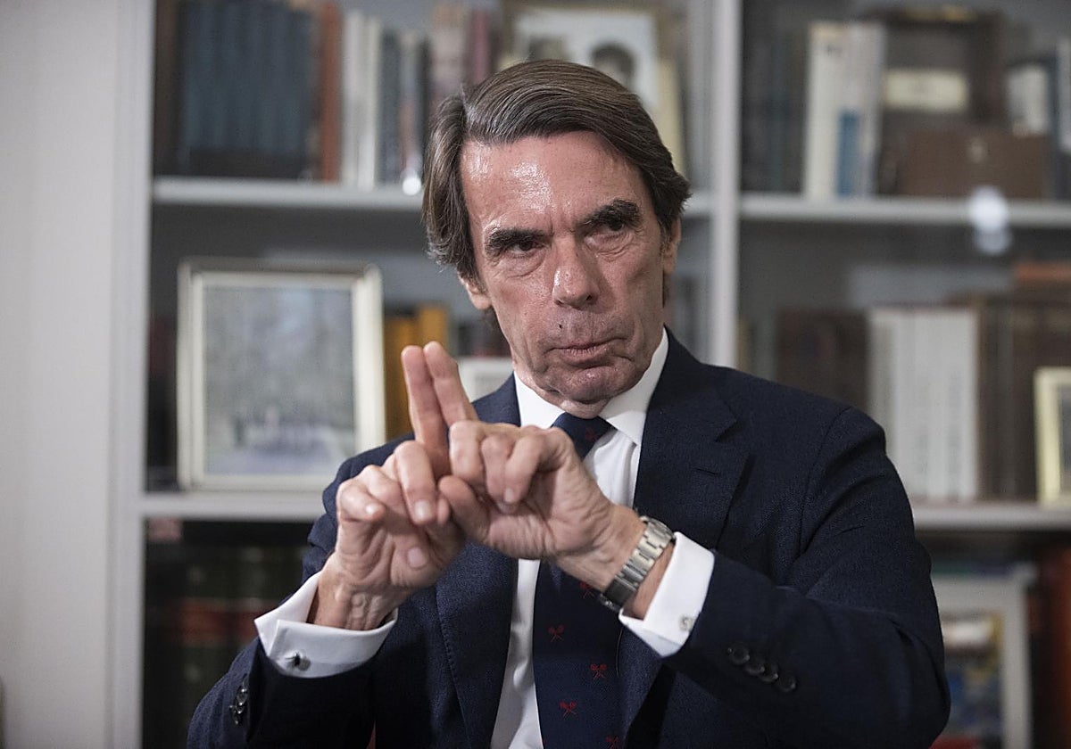 El expresidente del Gobierno José María Aznar, en un momento de la entrevista