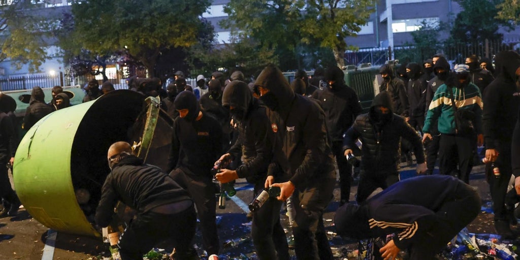 La izquierda evita condenar la vuelta de la  kale borroka  a las calles de Pamplona