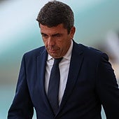 Mazón se recluye en sus horas más críticas mientras el PP entra en convulsión