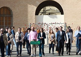 María Jesús Montero usa un homenaje a las víctimas de la Guerra Civil para criticar a la Junta de Andalucía por los cribados del cáncer de mama