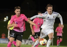 La joven escuadra merengue estuvo más cerca del gol que los talaveranos