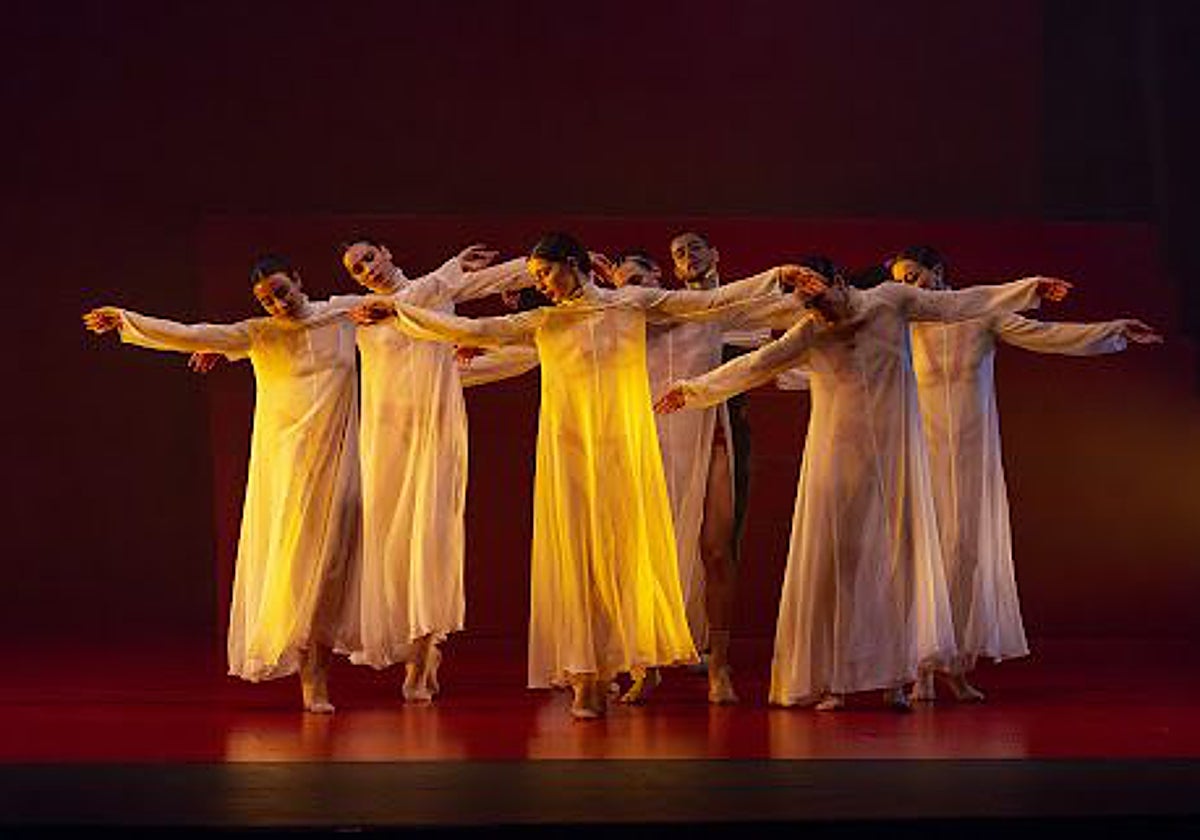 Compañía de danza LaMov