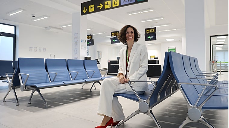 Quintero, en la zona de facturación de la nueva (ampliada) terminal del aeródromo ODB