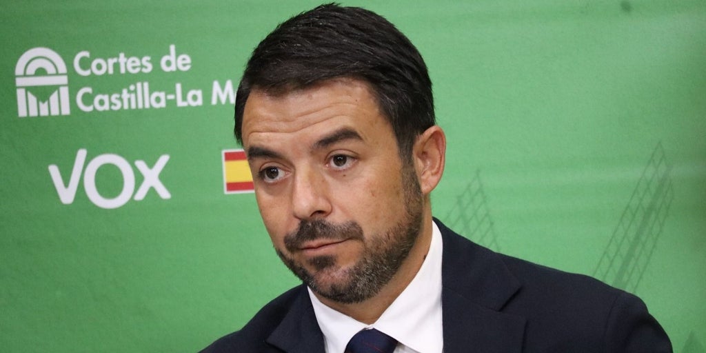 Vox pregunta al consejero de Sanidad «la razón de por qué Castilla-La Mancha no atrae ni retiene a los médicos»