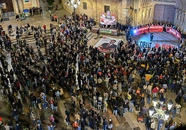Nueva protesta en la calle contra Mazón a pesar de su dimisión: «Queremos votar»