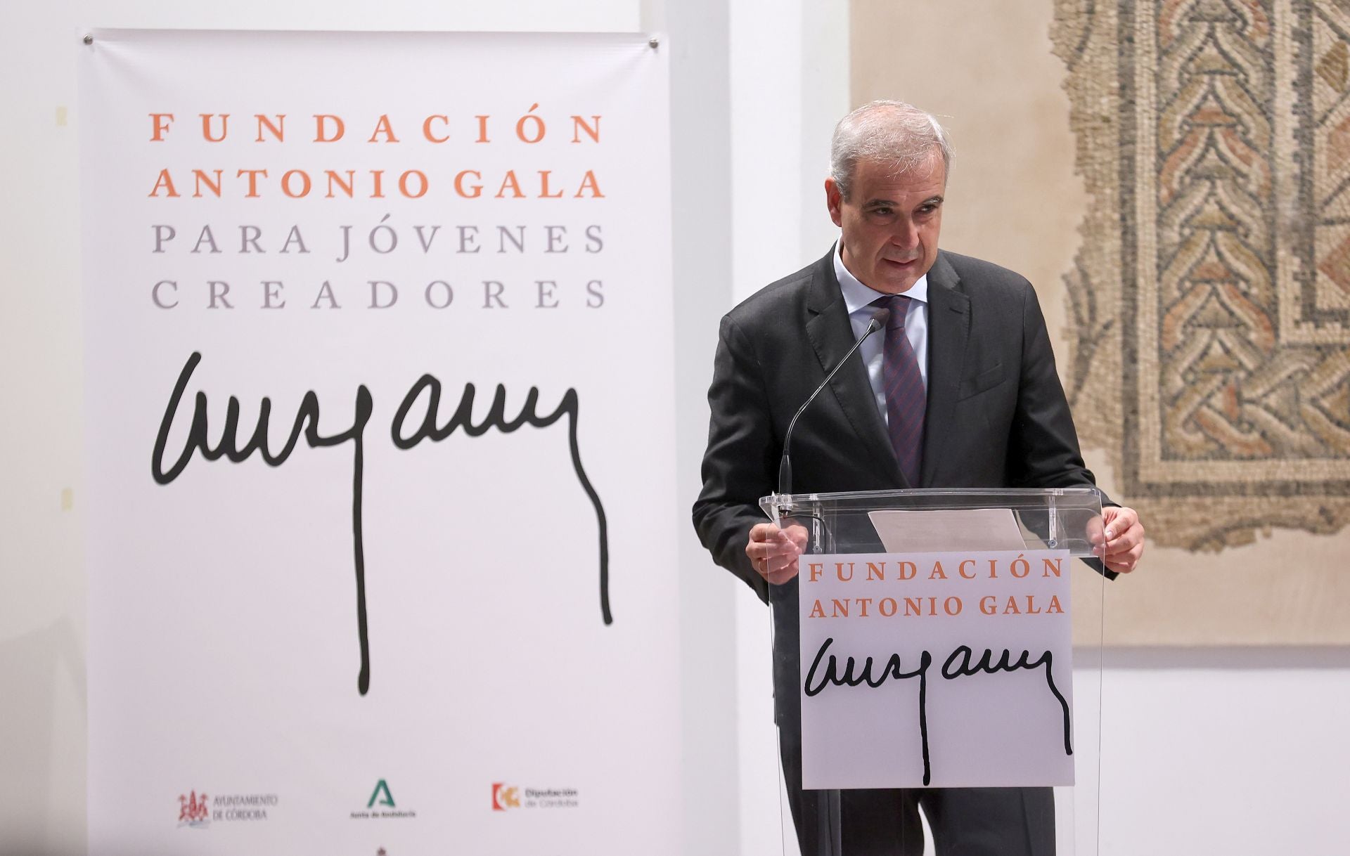 La inauguración del nuevo curso en la Fundación Gala en Córdoba, en imágenes