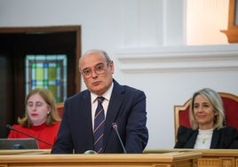 El portavoz del Grupo Municipal Vox de Toledo, Juan Marín, en el Debate del Estado del Municipio