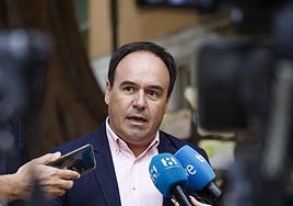 Génova traslada a Vox a Pérez Llorca como sustituto temporal de Mazón