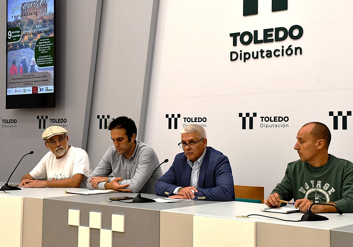El diputado Manuel Galán con Javier Martín, Rodrigo Dorado y Óscar Lancha
