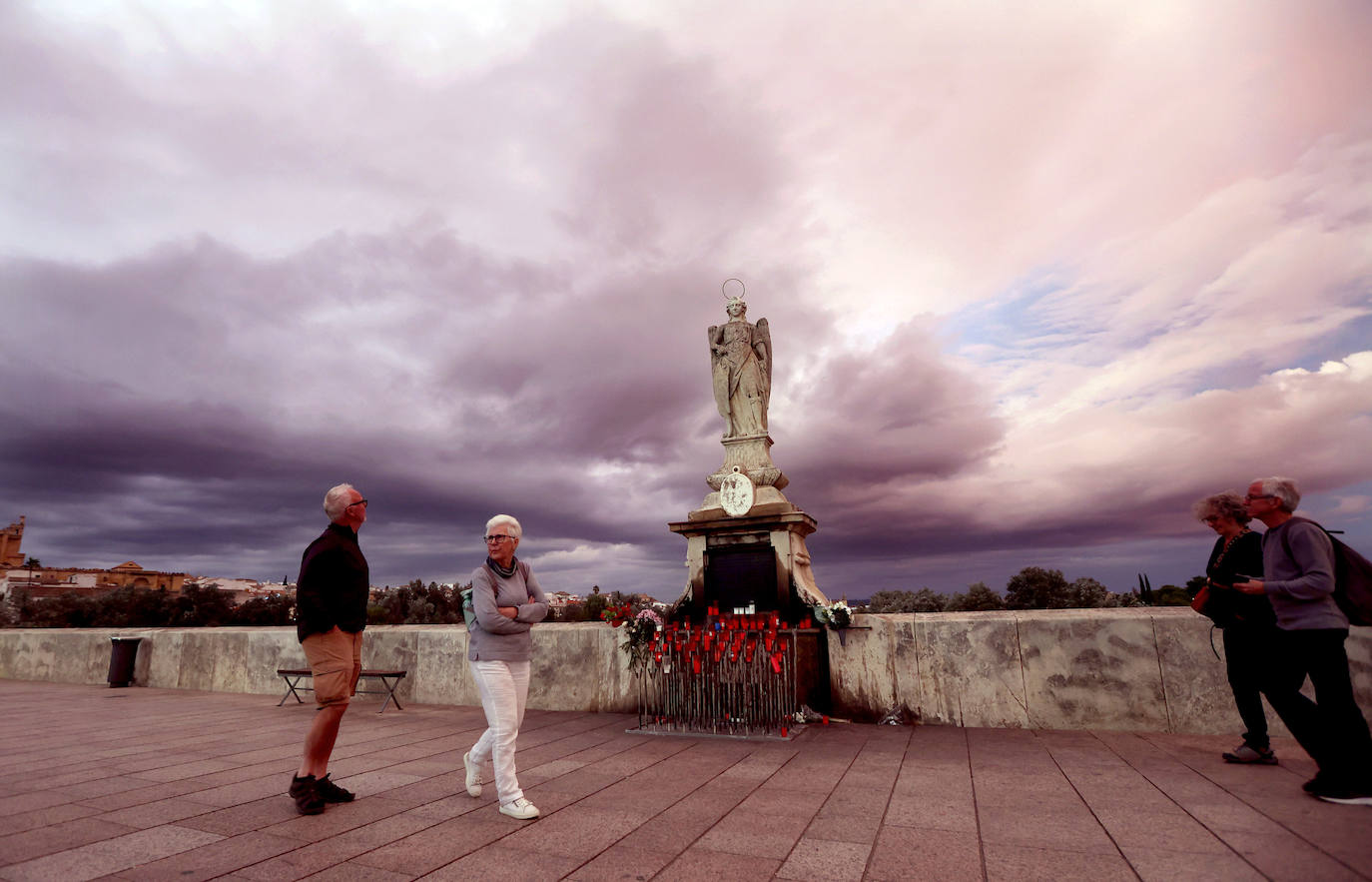 La tarde de alerta por lluvias en Córdoba que quedó en nada, en imágenes