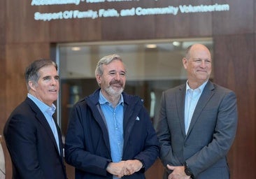 Azcón conoce las entrañas de los centros de datos de QTS en Virginia para «anticipar» las necesidades del mercado laboral