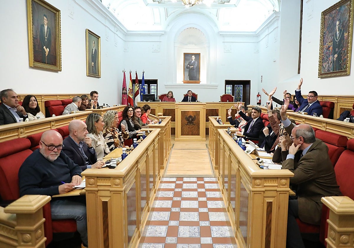 El Debate sobre el Estado de la Ciudad en Toledo: Vox y PP logran ...