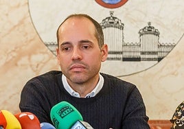 El juzgado cita al alcalde de El Real Sitio (Segovia) por supuesta malversación y prevaricación