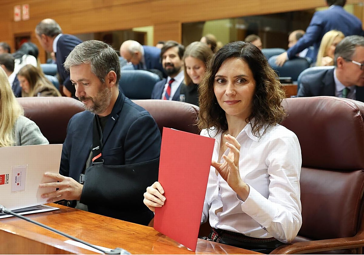 La presidenta regional, Isabel Díaz Ayuso, en la Asamblea