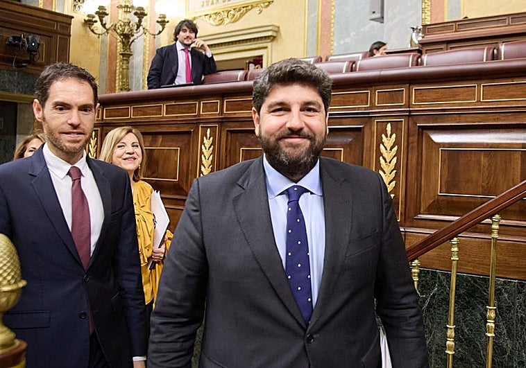 López Miras endurecerá las sanciones escolares por faltas graves o agresiones en Murcia: «Tolerancia cero»