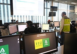 Muere un hombre al caer desde el tejado de una nave industrial en un pueblo de Granada