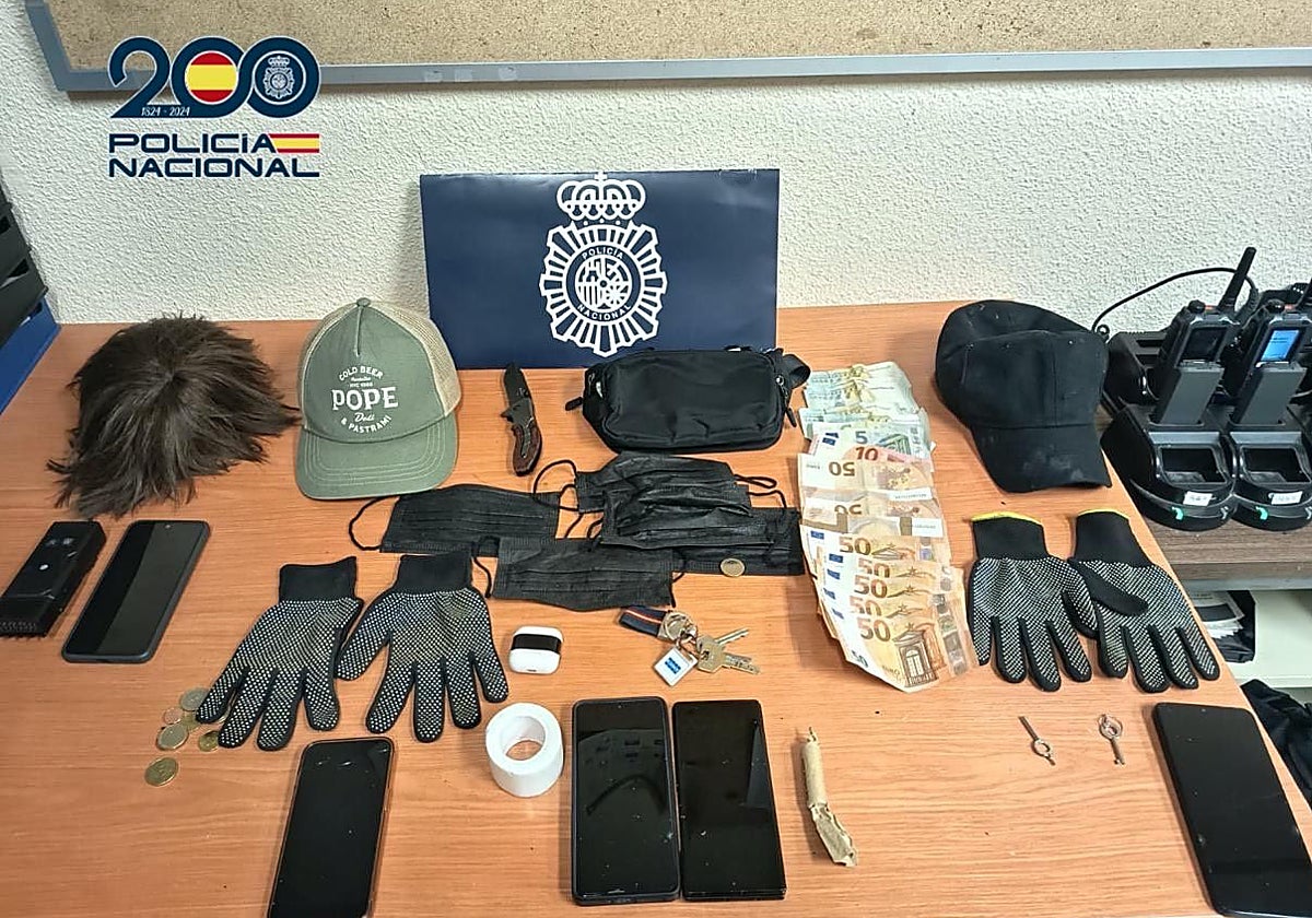 Los elementos incautados a los atracadores de la zona del Plenilunio