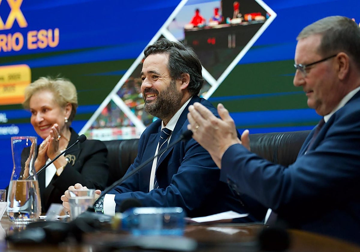 El presidente regional del PP, Paco Núñez, ha intervenido en el Congreso de la European Senior's Union celebrado en Ciudad Real