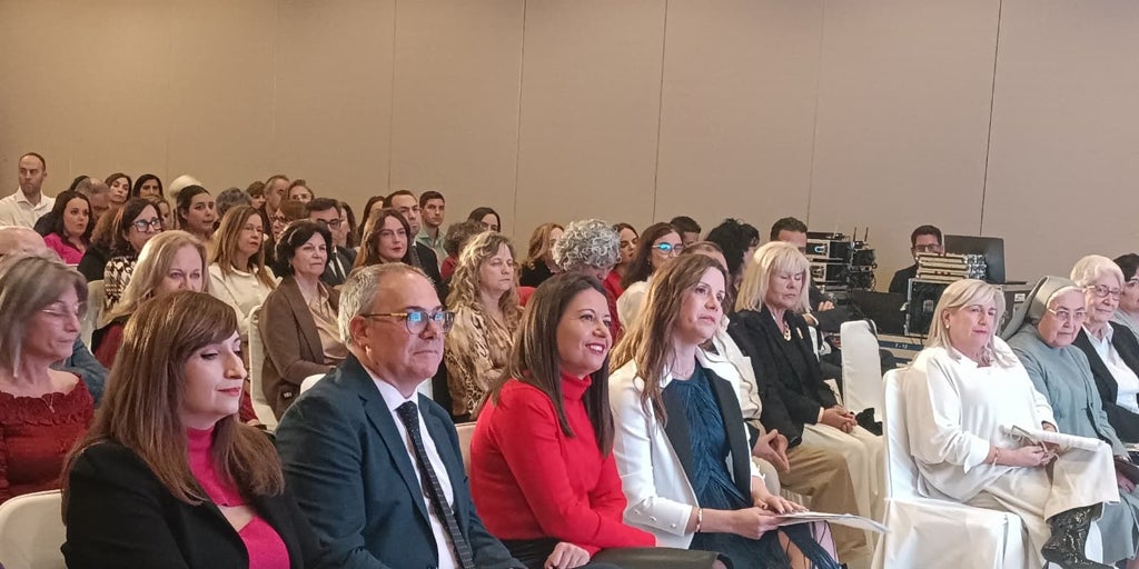 Castilla-La Mancha tendrá 440 plazas nuevas en residencias de mayores en 2026 con la apertura de cinco nuevos centros