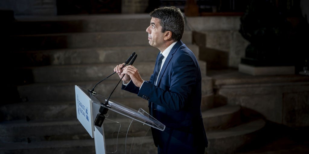 Mazón comparecerá el martes por la tarde en la comisión valenciana de la dana y Sánchez oficializa su negativa a acudir