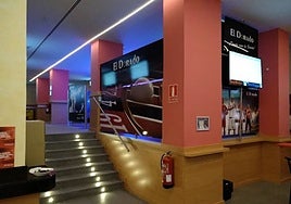 Atraco a punta de navaja en un local de apuestas de Moratalaz: se llevan toda la recaudación