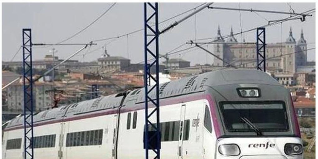 Velázquez confía en que el AVE llegue a Toledo en 2030 con su proyecto de andén pasante frente a Luz del Tajo
