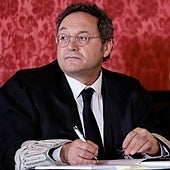 El fiscal general del Estado, Álvaro García Ortiz, toma notas al inicio del juicio